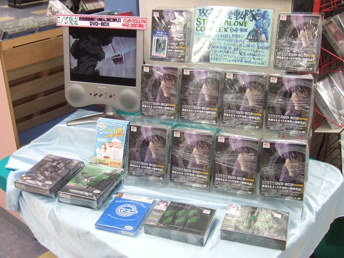 石丸SOFT1に並んだ攻殻機動隊 STAND ALONE COMPLEX DVD BOX 画像